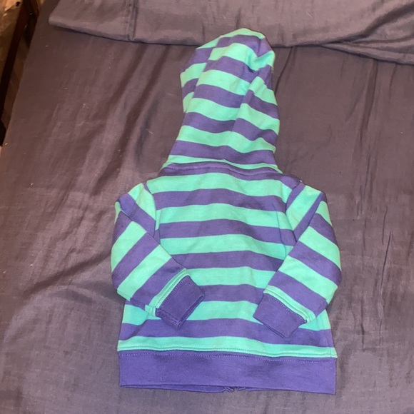 Carter’s NB jacket, and Gerber onesie - Picture 3 of 8